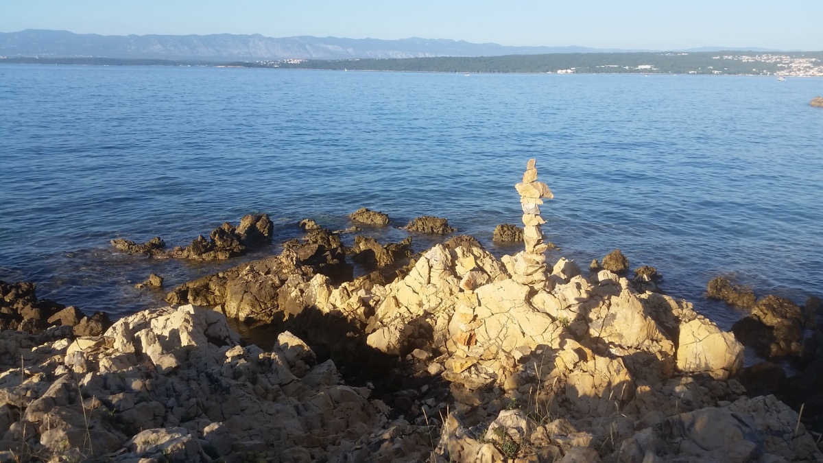 Pas de château de sable mais tour de pierres