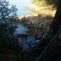Belle vue sur crique en Croatie