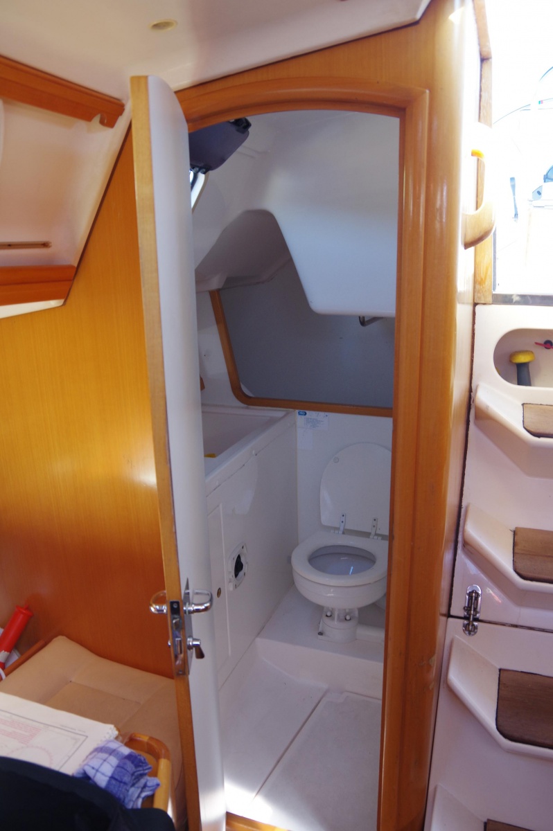 les toilettes dans un voilier en croatie