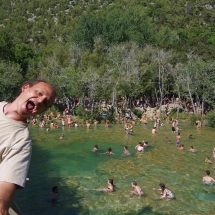 Le monde de fou aux cascades de Krka