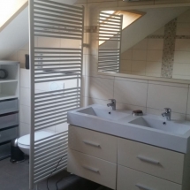 Salle de bains au deuxième étage