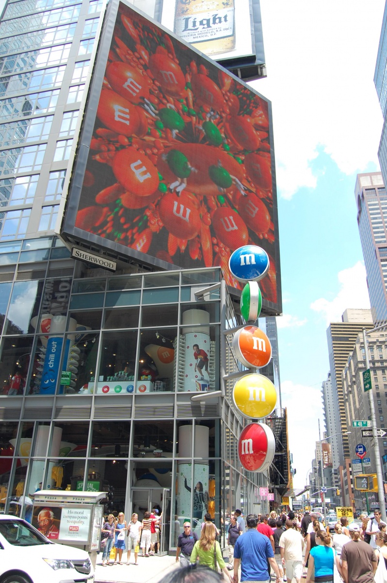 MM's store