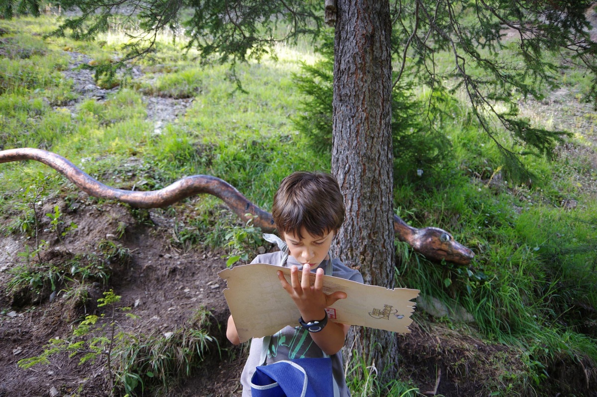 Liam à la chasse avec serpent ...