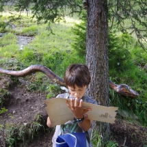Liam à la chasse avec serpent ...